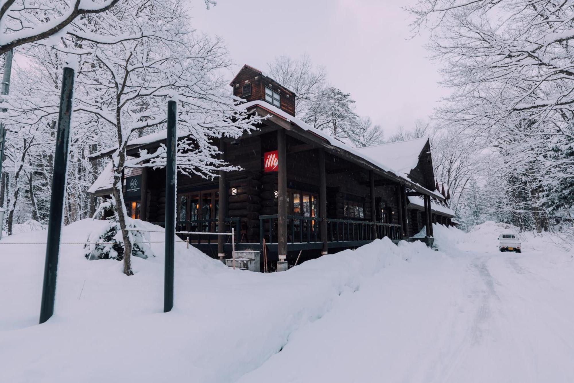 Double Black Hotel Hakuba Bagian luar foto